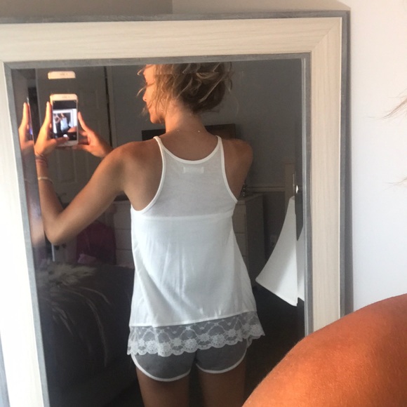 Abercrombie & Fitch White halter top - Picture 3 of 4